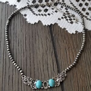 Chic Silver and Turquoise Beaded Necklace
